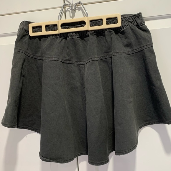 NWT aerie skirt charcoal grey, size medium - Picture 3 of 7
